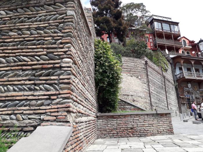 Старый город Тбилиси Красивая кладка стены